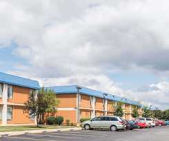 Super 8 By Wyndham Columbus OH