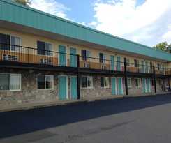 Hotel Super 8 by Wyndham Hazleton 