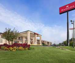 Hotel Ramada By Wyndham Pelham