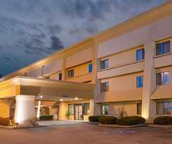 La Quinta Inn and Suites By Wyndham Jackson