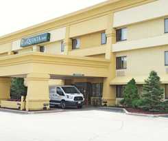 Hotel La Quinta Inn By Wyndham Milwaukee Airport / Oak Creek