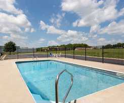 Hotel La Quinta Inn and Suites By Wyndham Blue Springs