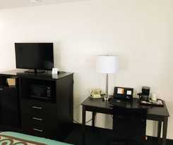 Super 8 By Wyndham Duluth