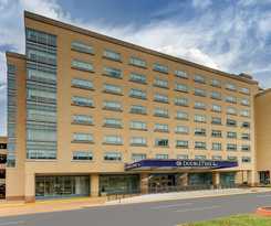 Hotel Doubletree By Hilton St. Louis Forest Park