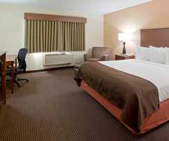 Hotel Americinn By Wyndham Bismarck