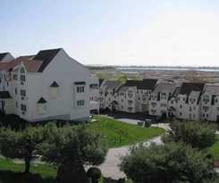 Hotel Village By The Sea