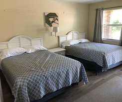  Pennwood Motor Lodge