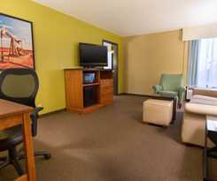 Hotel Heritage Inn & Suites The Woodlands, Trademark by Wyndham 