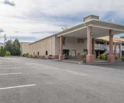 Hotel Red Roof Inn and Suites Rome