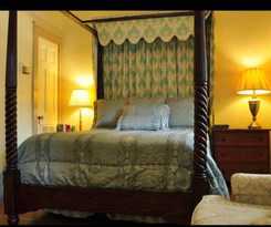 Cedars Of Williamsburg Bed and Breakfast