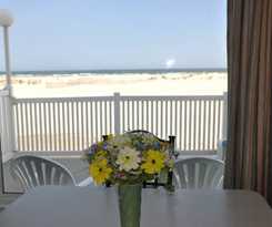 Hotel Acacia Beachfront Resort