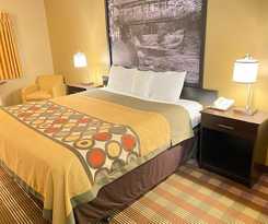 Hotel Super 8 By Wyndham Eau Claire Wi