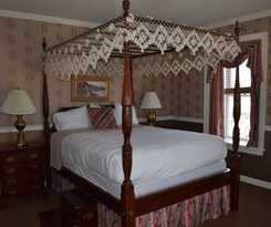 Waynebrook Inn, Est 1865