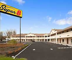 Super 8 By Wyndham Rahway/newark