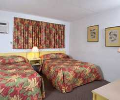 Hotel Aquarius Oceanfront Inn