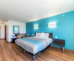 Motel 6 Three Rivers, Tx