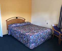 Deluxe Inn