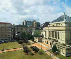 The Oaklander Hotel, Autograph Collection