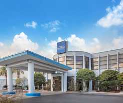 Hotel Baymont By Wyndham Laurel