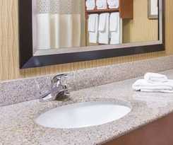 Hotel Hampton Inn and Suites Dallas/frisco North-fieldhouseusa