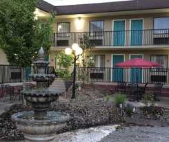 Cascades Inn