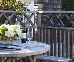 Hotel East Hampton Point And Marina