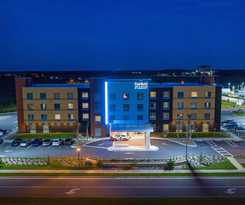 Hotel Fairfield Inn & Suites By Marriott Tampa Wesley Ch