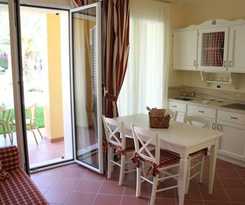 Hotel Villa Rosella Resort