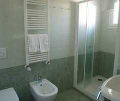 Hotel My