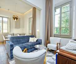 M7 Contemporary Apartments - My Extra Home