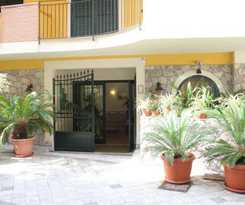  Le Tartarughe Residence