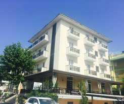 Hotel Beach Clerice