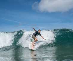 Hotel Surf Camp San Sebastian