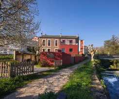 Albergue La Casona De Sarria