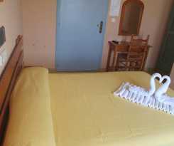 Hostal Santi