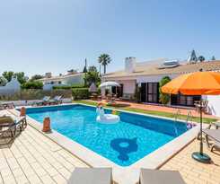 Vila Sta Teresinha Suites