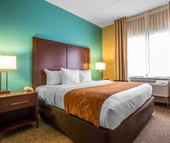 Hotel Comfort Suites Chicago O'hare Airport