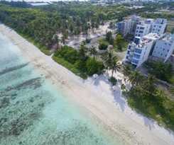 Hotel The White Harp Beach