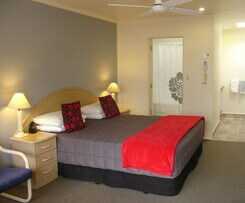 Hotel Pacific Motor Inn