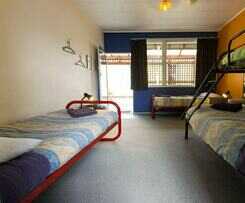 Hotel Sequoia Lodge Backpackers