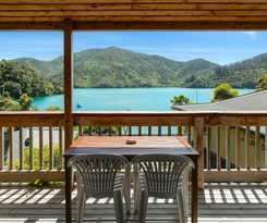 Lochmara Lodge
