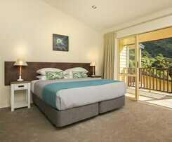 Punga Cove Resort