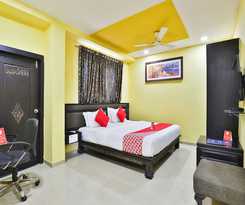 Oyo 14549 Lotus Residency