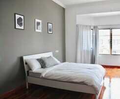 Grayhaus
