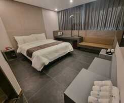  Yeoubi Hotel