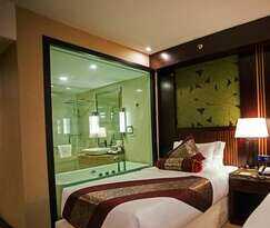 Hotel Royale Signature