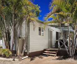 Hotel Ingenia Holidays One Mile Beach