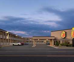 Super 8 By Wyndham Windsor/dougall