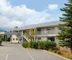  Travelodge by Wyndham Salmon Arm 