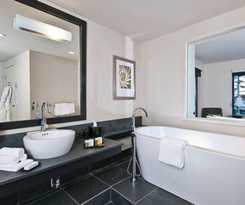 Hotel Black Rock Oceanfront Resort